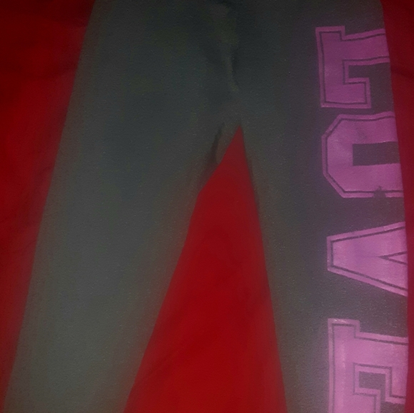 Capris - Picture 2 of 4